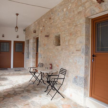 Traditional House Alepis In Areopolis Екстер'єр фото