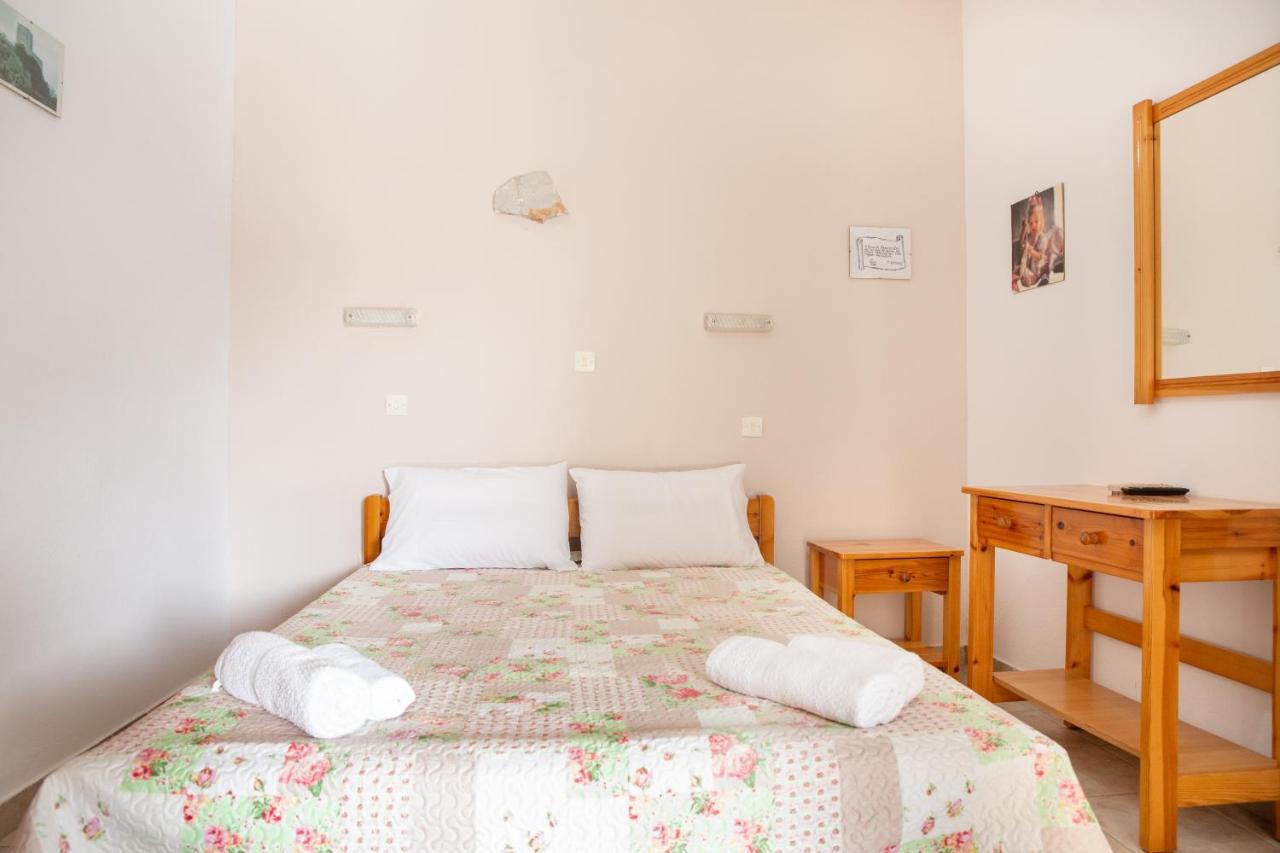 Traditional House Alepis In Areopolis Екстер'єр фото
