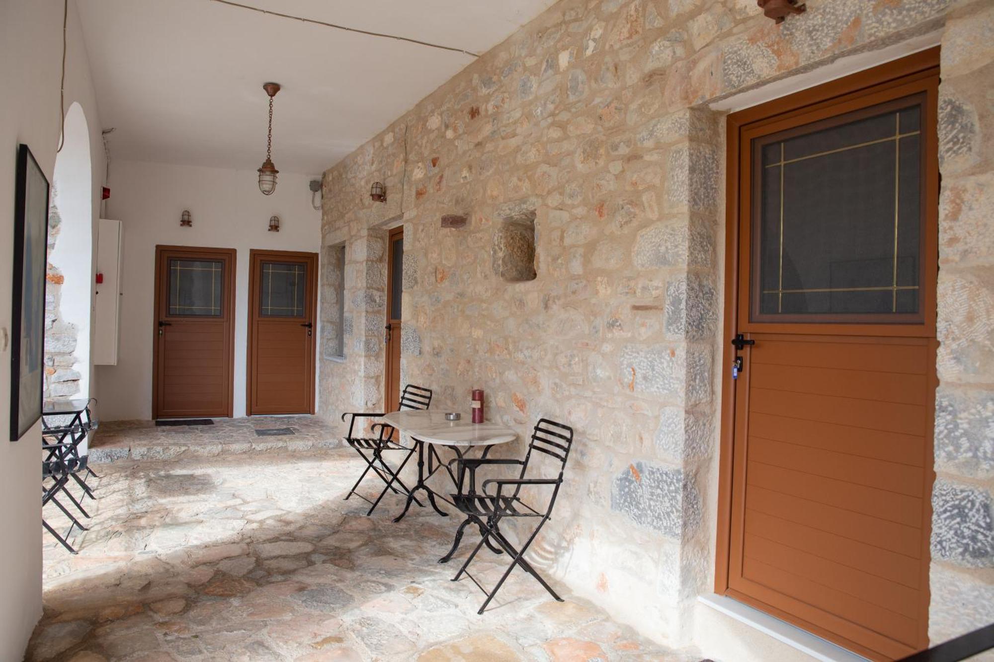 Traditional House Alepis In Areopolis Екстер'єр фото